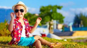 Презентація з англійської мови Summer Clothes