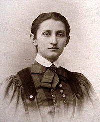 050028fd-7914-200x244.jpg