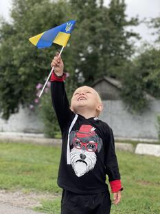 05003352-71b1-233x311.jpg