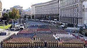 Розвиток національних Збройних Сил та інших формувань України.