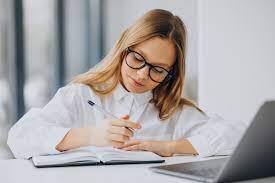 Girl Studying Images - Free Download on Freepik