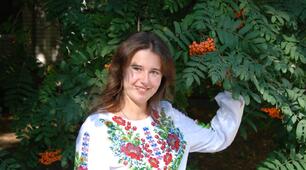Дев'ятко Наталія Володимирівна. Біографія. Творчість.