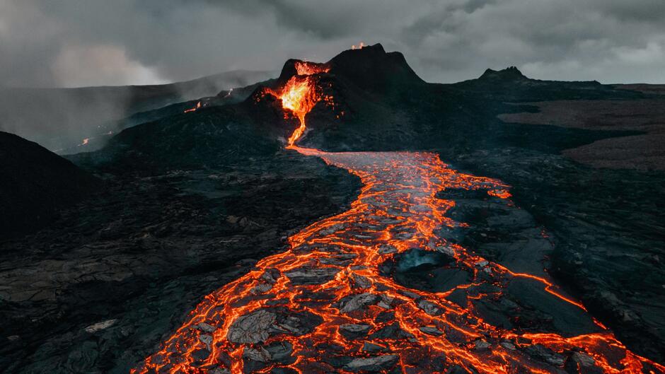 Lasers could help scientists predict volcanic eruptions | World Economic Forum