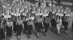 Ідеологічні компанії.  " Чистки" творчої інтелігенції