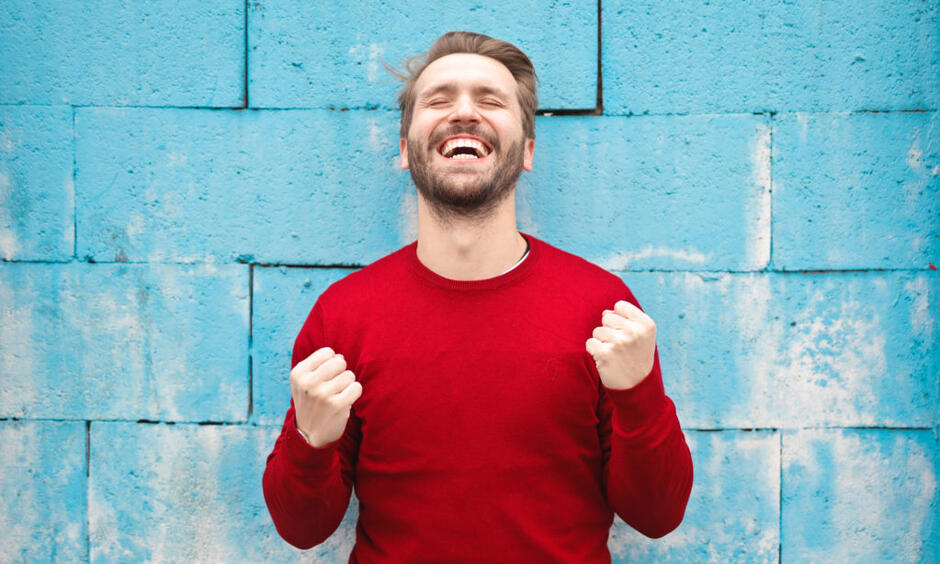 How to Be Happy: 8 Ways to Be Happier Today