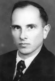 1909 - народився лідер ОУН Степан Бандера