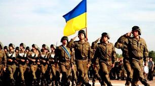 Рух стройовим та похідним кроком