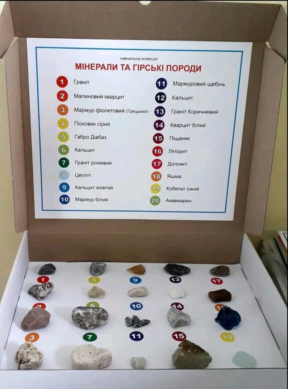 0500qpty-fb1a-940x1267.jpg