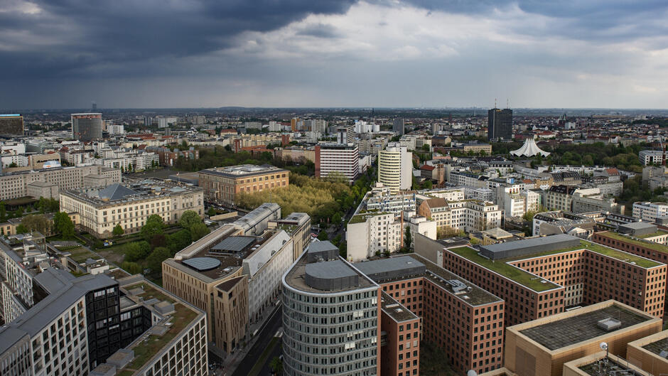 0500uzvd-552d-940x529.jpg