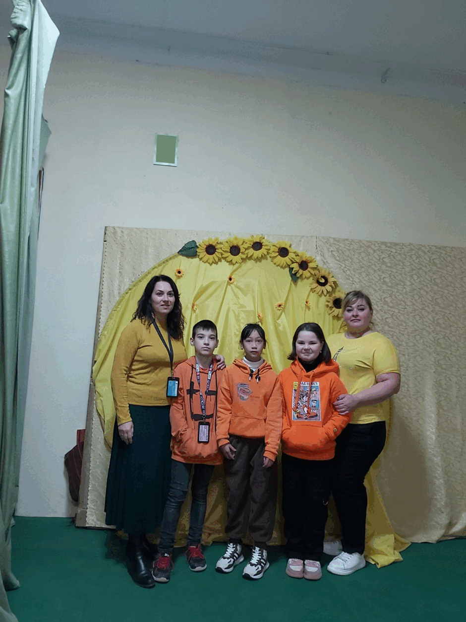 0500y2i0-f7d7-940x1253.png