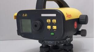 Цифровий електронний нівелір  Leica Sprinter 200M
