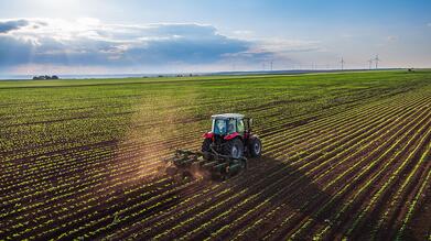 The power of hydraulics in agriculture - Pirtek
