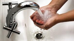Презентація "Вода в оселі. Джерела води для побутового використання. НУШ"