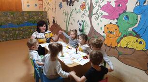 Порадник для дорослих і дітей у військовий час