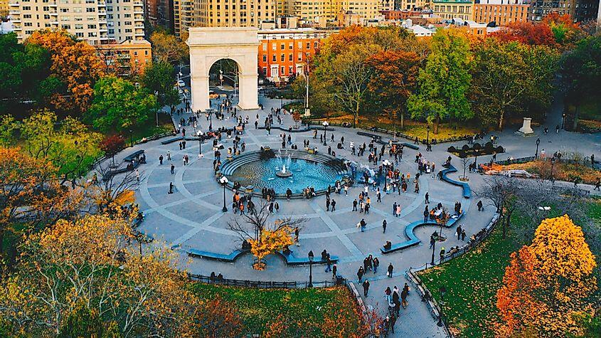 The Largest City Squares In The United States - WorldAtlas